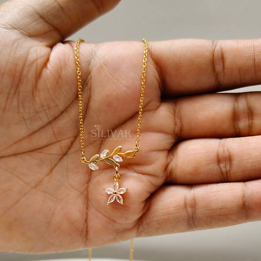 LeafBloom Pendant